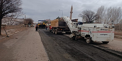 Kayseri Sarıoğlan'da Yol Bakım Onarım ve Asfaltlama Çalışması
