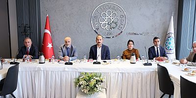 Kayseri Ticaret Odası ile SGK İş Birliğinde Bilgilendirme Toplantısı Düzenlendi