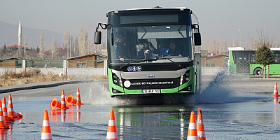 Kayseri Ulaşım AŞ'den personeline verimli sürüş eğitimi