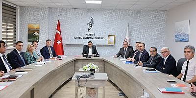 Kayseri Valisi Gökmen Çiçek’ten İl Milli Eğitim Müdürlüğüne Çalışma Ziyareti