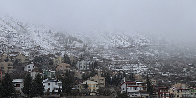 Kayseri ve Niğde'ye kar yağdı