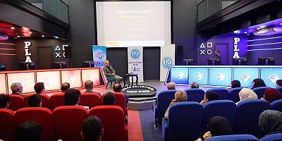 KAYÜ’de “Yapay Zekâ ve ABC: Bilimde Yeni Krallık ve Kraliçesi” Konulu Konferans Düzenlendi