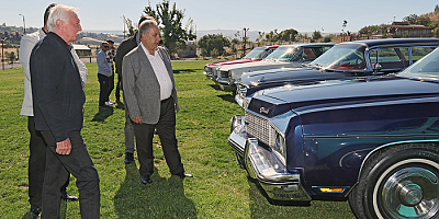 Klasik otomobilller Ali Dağı'na çok yakıştı