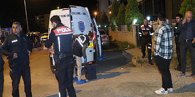 Komşular arasında çıkan kavgada bıçaklanan baba ile oğlu öldü