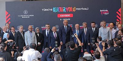 Kültür ve Turizm Bakanı Ersoy, Kayseri'de Türkiye Kültür Yolu Festivali'nin açılışına katıldı