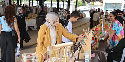 ‘Maharetli Eller Kadın Üretici Pazarı’ son kez Salı pazarında
