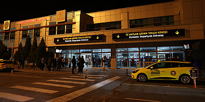 Malatya-Ankara seferini yapan uçak kalp krizi geçiren yolcu için Kayseri'ye acil iniş yaptı