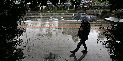 Meteorolojiden kuvvetli yağış ve toz taşınımı uyarısı