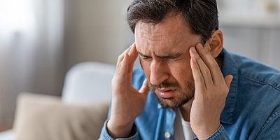 Mevsim Geçişlerinde Artan Baş Ağrılarını Yaşam Alışkanlıklarındaki Değişikliklerle Önlemek Mümkün