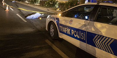 Motosiklet kazasında 3 kişi öldü