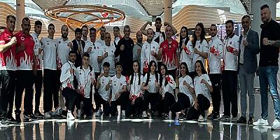 Muaythai Dünya Şampiyonası'nda 13 milli sporcu yarı finale yükseldi