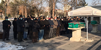  Muğla'da öldürülen kadın Kayseri'de defnedildi