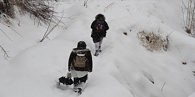 Nevşehir'de kar yağışı nedeniyle okullar bir gün tatil