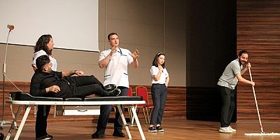 NNYÜ'de “Hemşireler İçin 1. Acil Günleri” sempozyumu düzenlendi