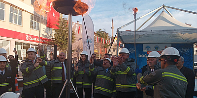 Özvatan'da ilçesinde ilk doğal gaz ateşi yakıldı