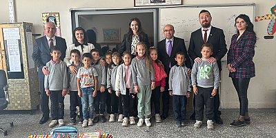 Özvatan Kaymakamı Mine Kurt'tan öğrencilere Dünya Kız Çocukları Günü ziyareti