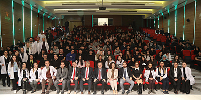 Rektör Prof. Dr. Altun, Doğa Koleji Öğrencileri ile Buluştu