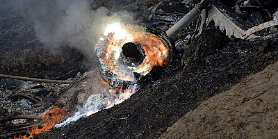 Romanya’da önce savaş uçağı ardından helikopter düştü