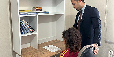 Sarıoğlan'da öğrencilere masa dağıtımına başlandı