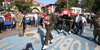 Şehit Piyade Uzman Çavuş Keçe, Kahramanmaraş'ta son yolculuğuna uğurlandı