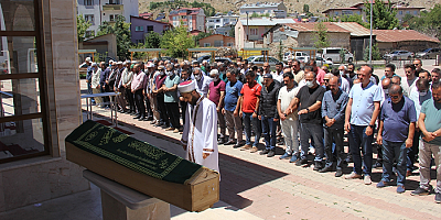 Sivas'ta barajda boğulan öğretmenin cenazesi defnedildi