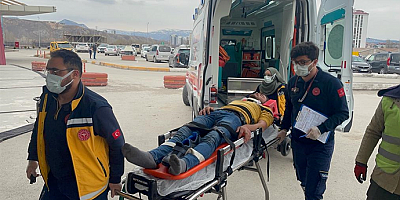 Sivas'ta fabrikanın çöken çatısından düşen 3 işçi yaralandı