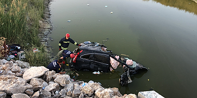 Sulama kanalına düşen otomobildeki 1 kişi öldü, 3 kişi yaralandı