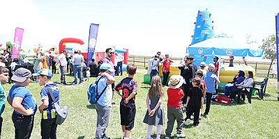 Sultan Sazlığı'nda Uçurtma Şenliği ve Gençlik buluşması düzenlendi