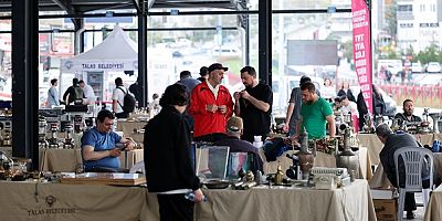 Talas antika pazarı nostalji tutkunlarının buluşma noktası oldu