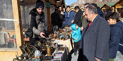 Talas Antika Pazarı tarihi eser meraklılarını ağırlamaya hazırlanıyor