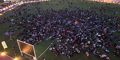 Talas'ta dev ekranda dev maç heyacanı yaşandı