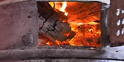 Talas'ta sobayı tinerle tutuşturmak isteyen genç kendini yaktı