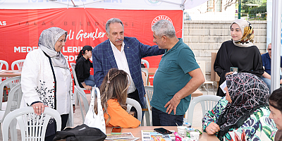 Talas'ta üniversiteyi kazanan öğrencilere karşılama etkinliği