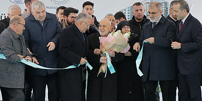 Talas'ta yapımı tamamlanan cami ibadete açıldı