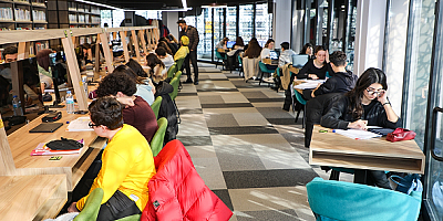 Talas'ta yarıyıl tatilde 8 bin 250 öğrenci kütüphanede ders çalıştı