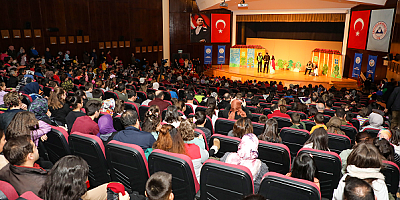 Talas'tan çocuklara karne hediyesi