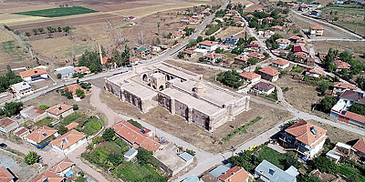 Tarihi Sultanhanı Kervansarayı konuklarını ağırlıyor