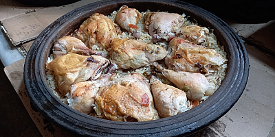 Tarihi taş fırında 17 saatte pişen güvece talep ramazan ayında arttı