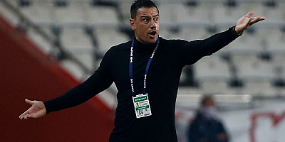 Teknik direktör Çağdaş Atan, Kayserispor'dan ayrıldığını açıkladı