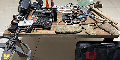 Tomarza'da kaçak kazı yapan 3 kişi suçüstü yakalandı