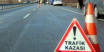 Traktörle çarpışan motosikletin sürücüsü öldü