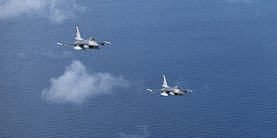 Türk F-16'larına Yunan uçaklarından taciz