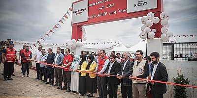 Türk Kızılay, İdlib'de inşasını tamamladığı 901 briket eve aileleri yerleştirdi