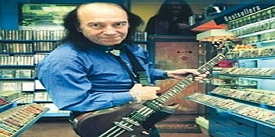 Türkçe rock müziğin önemli ismi Erkin Koray hayatını kaybetti