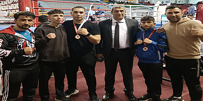 Türkiye Muaythai Şampiyonası'nda Kayserili sporcular 10 altın madalya kazandı
