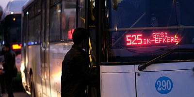 Ücretli Öğretmenlerden Büyükkılıç'a 