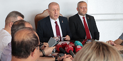Ümit Özdağ: 