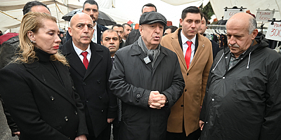 Ümit Özdağ: Pazar Esnafı İşlerin Geçen Yıla Göre Yüzde 50 Düştüğünü Söylüyor