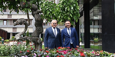 Vali Çiçek'ten Büyükkılıç'a çalışma ziyareti