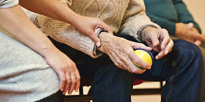 Yanlış beslenme beyni yaşlandırıyor